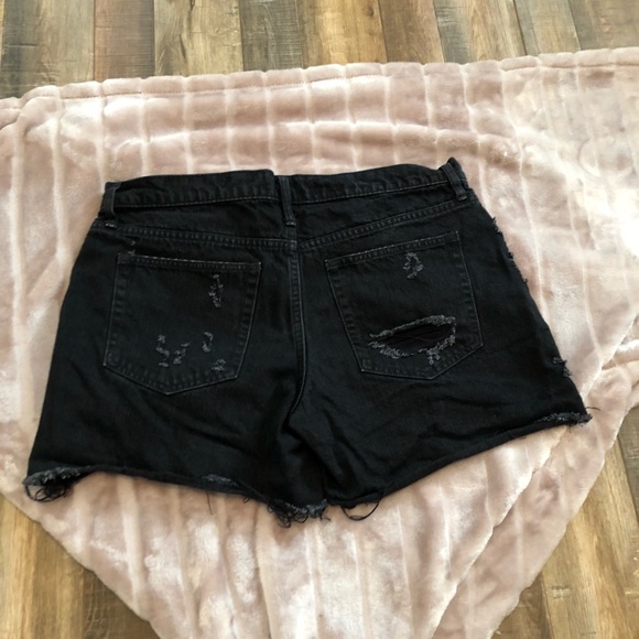 GAP SHORTS - Picture 4 of 4